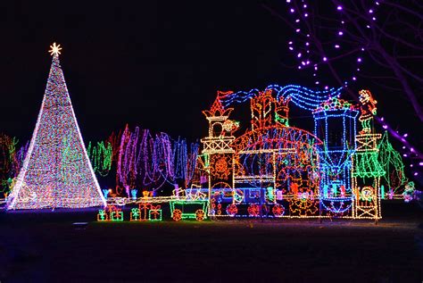 An old-fashioned carousel adds to the fun, even though this Johnston County <b>Christmas</b> <b>lights</b> <b>display</b> had us at "train. . Christmas light displays near me 2023